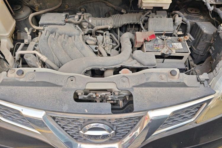 Used Nissan NV200 2014 1.6L CVT Luxury Model China V Standard Engine Bay
