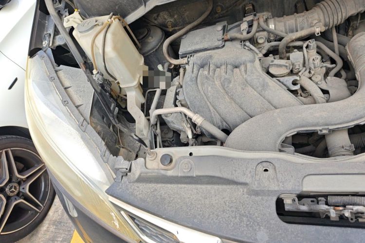 Used Nissan NV200 2014 1.6L CVT Luxury Model China V Standard Engine Bay Right