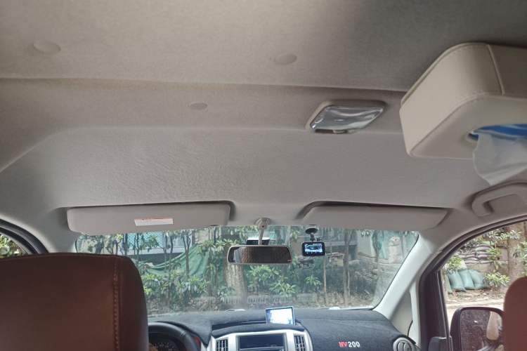 Used Nissan NV200 2014 1.6L CVT Luxury Model China IV Standard Headliner