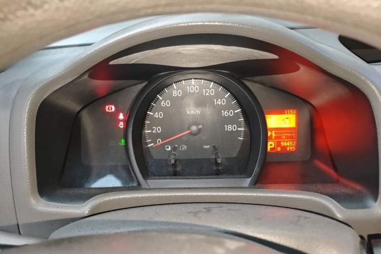 Used Nissan NV200 2014 1.6L CVT Zunya Model China IV Standard Instrument Cluster