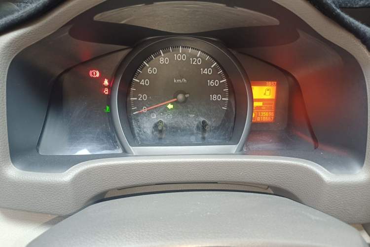 Used Nissan NV200 2014 1.6L CVT Luxury Model China IV Standard Instrument Cluster