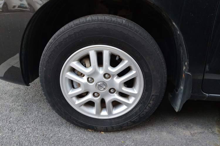 Used Nissan NV200 2014 1.6L Manual Zunya Model China IV Standard Left Front Wheel Hub