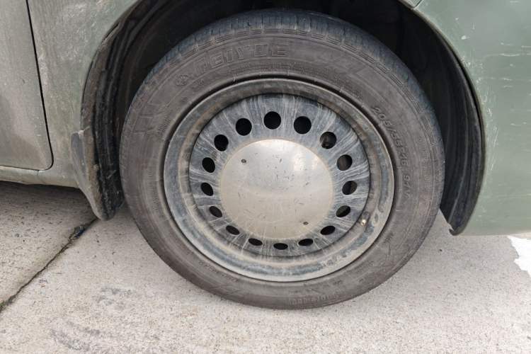 Used Nissan NV200 2014 1.6L CVT Zunya Model China IV Standard Right Front Wheel Hub