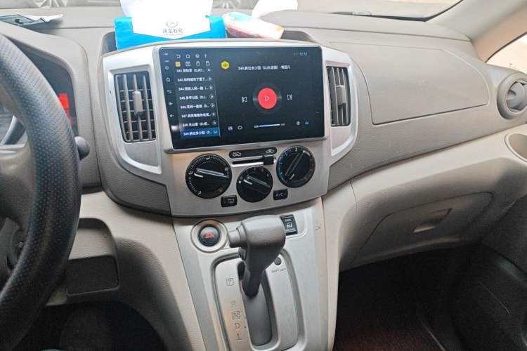 Used Nissan NV200 2014 1.6L CVT Luxury Model China IV Standard Audio And AC Panel