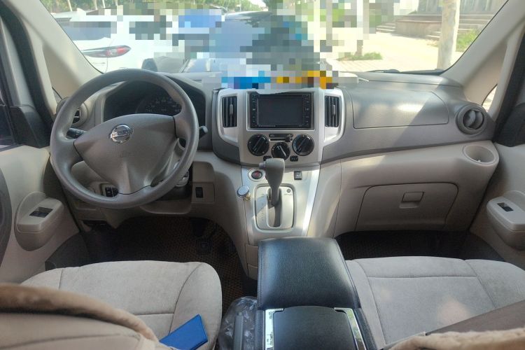 Used Nissan NV200 2014 1.6L CVT Luxury Model China IV Standard Center Console
