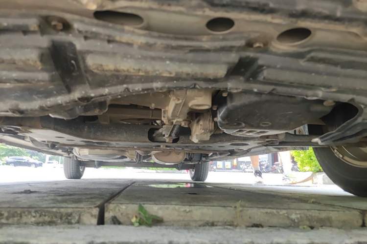Used Nissan NV200 2014 1.6L CVT Zunya Trim China V Standard Chassis Front