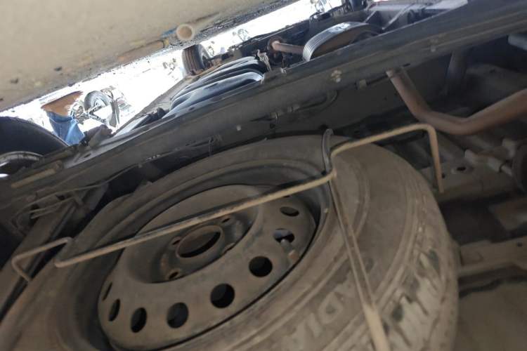 Used Nissan NV200 2014 1.6L CVT Luxury Model China IV Standard Chassis Rear