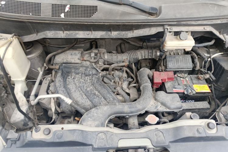 Used Nissan NV200 2014 1.6L Manual Luxury Model China IV Standard Engine Bay