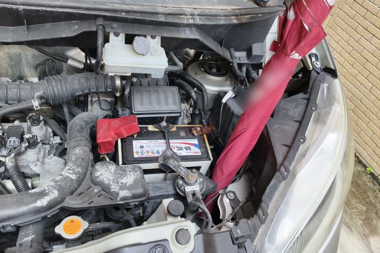Used Nissan NV200 2014 1.6L Manual Luxury Model China V Standard Engine Bay Left
