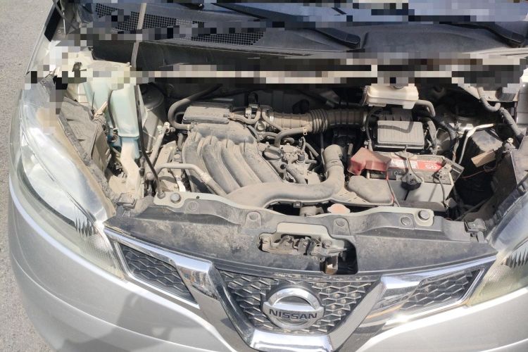 Used Nissan NV200 2014 1.6L Manual Luxury Model China IV Standard Engine Bay