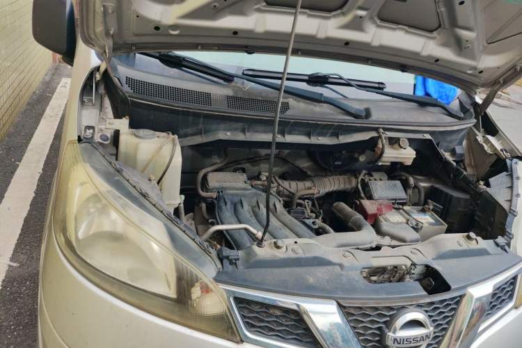 Used Nissan NV200 2014 1.6L CVT Luxury Model China V Standard Engine Bay Right