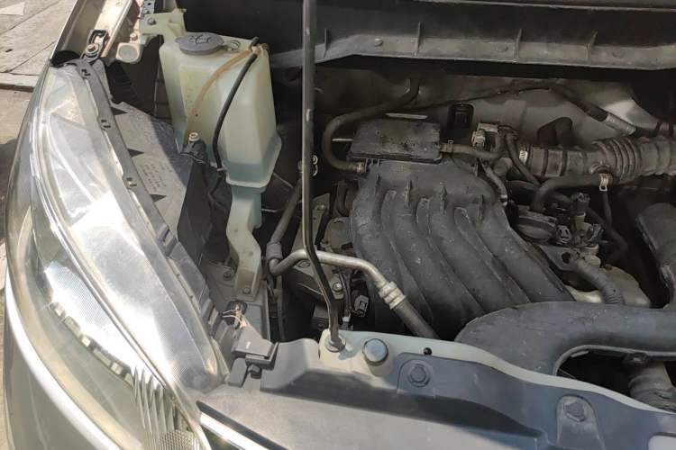 Used Nissan NV200 2014 1.6L CVT Zunya Trim China V Standard Engine Bay Right