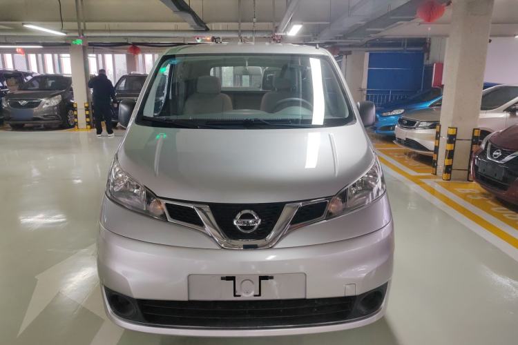 Used Nissan NV200 2014 1.6L CVT Luxury Model China IV Standard Exterior 1