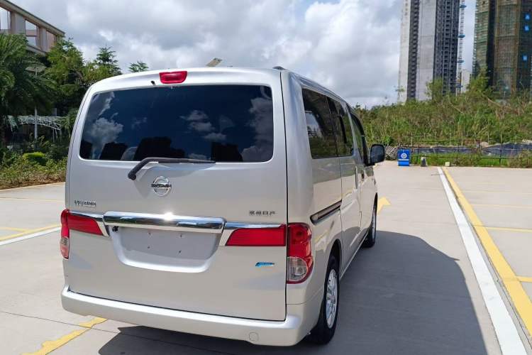 Used Nissan NV200 2014 1.6L Manual Zunya Model China IV Standard Exterior 4