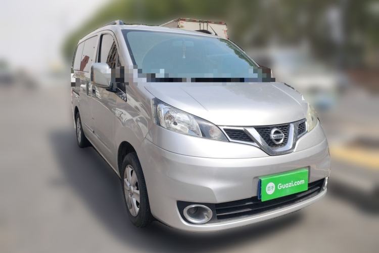 Used Nissan NV200 2014 1.6L Manual Luxury Model China IV Standard Front Right 45 Deg
