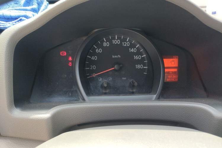 Used Nissan NV200 2014 1.6L Manual Luxury Model China IV Standard Instrument Cluster