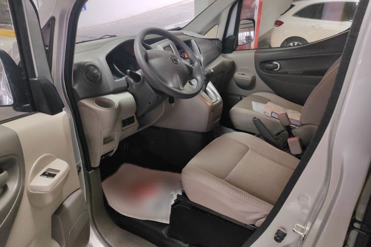 Used Nissan NV200 2014 1.6L CVT Luxury Model China IV Standard Interior 2