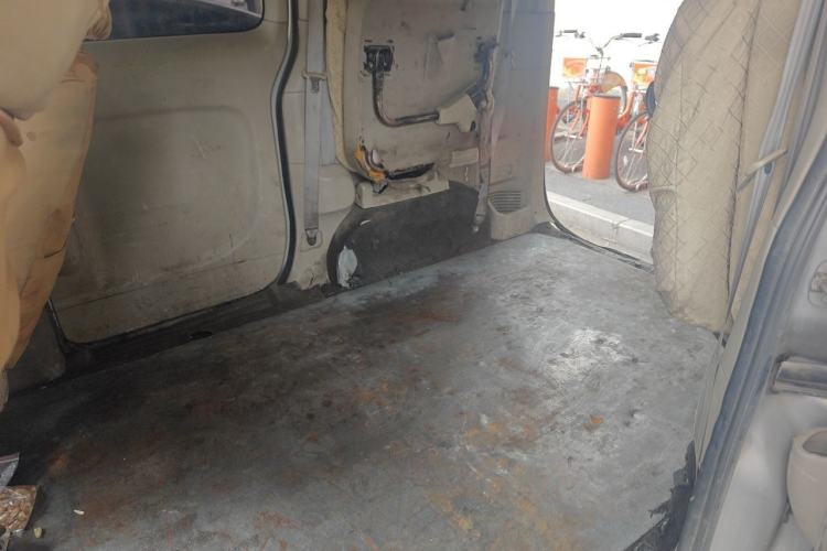 Used Nissan NV200 2014 1.6L Manual Luxury Model China V Standard Left Rear Seat