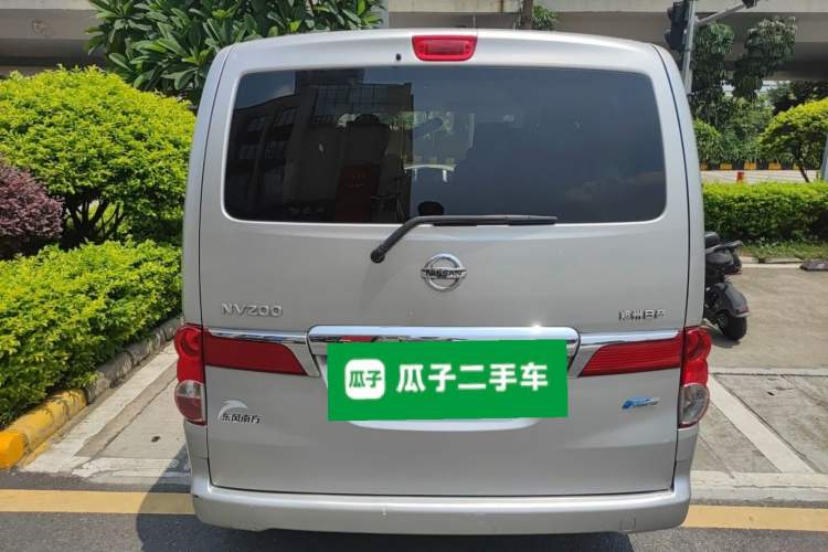 Used Nissan NV200 2014 1.6L CVT Zunya Trim China V Standard Rear