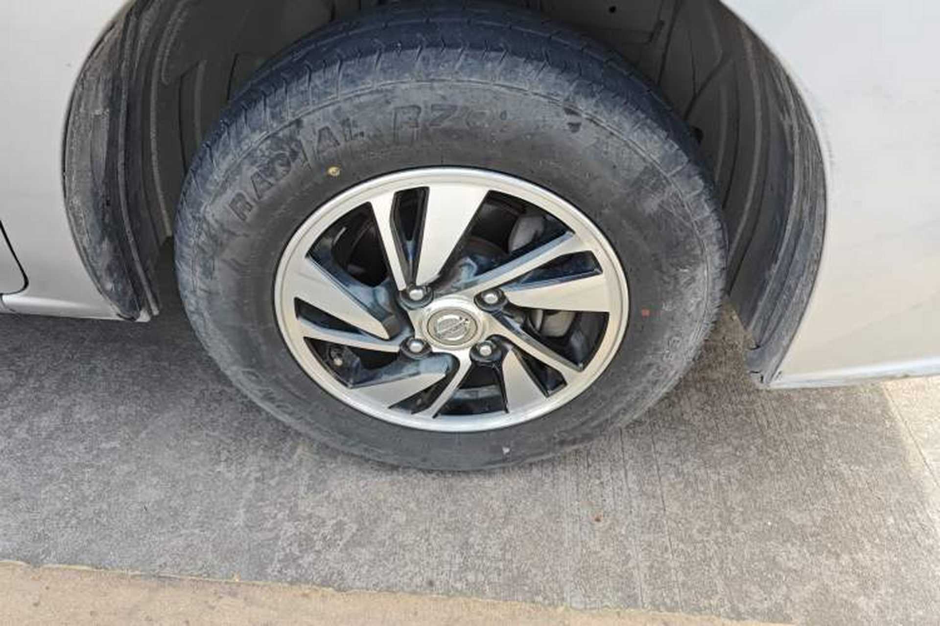 Used Nissan NV200 2014 1.6L Manual Luxury Model China V Standard Right Front Wheel Hub