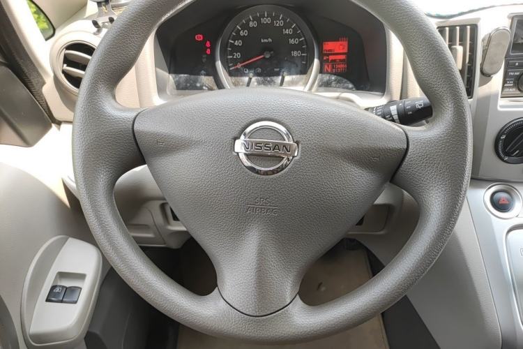 Used Nissan NV200 2014 1.6L CVT Zunya Trim China V Standard Steering Wheel