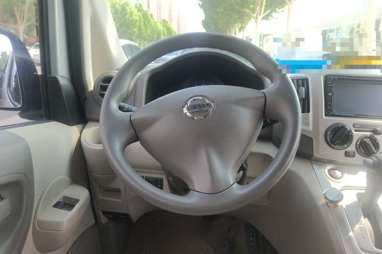Used Nissan NV200 2014 1.6L CVT Luxury Model China IV Standard Steering Wheel