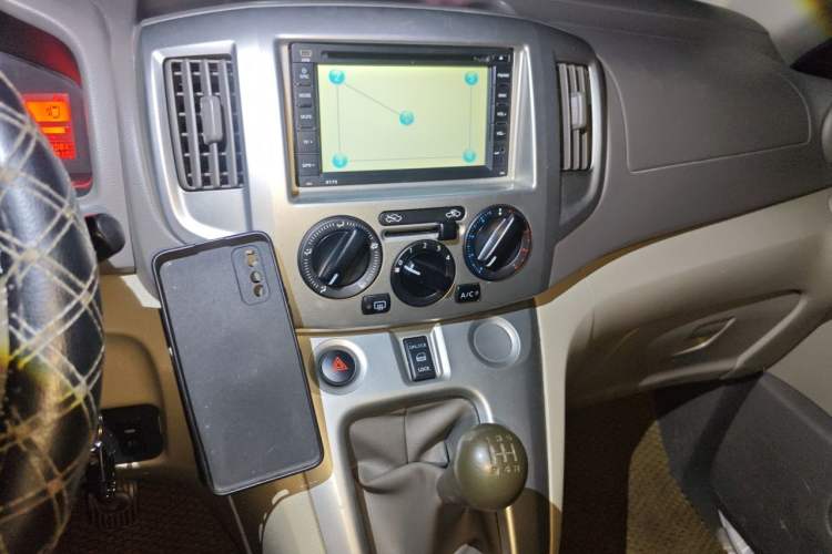 Used Nissan NV200 2014 1.6L Manual Luxury Model China IV Standard Audio And AC Panel