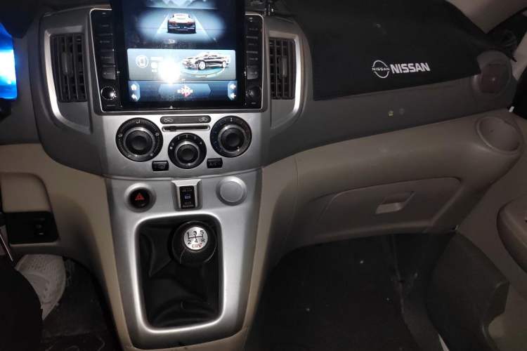 Used Nissan NV200 2014 1.6L Manual Luxury Model China IV Standard Audio And AC Panel