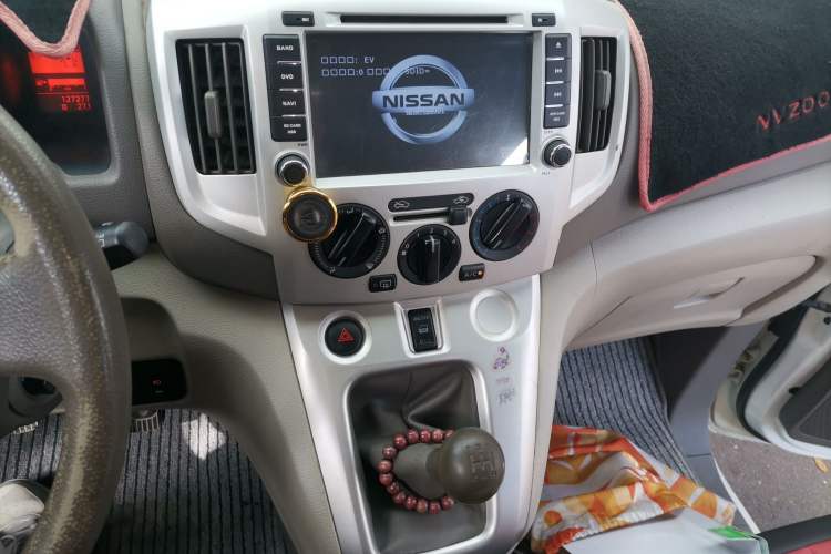 Used Nissan NV200 2014 1.6L Manual Luxury Model China V Standard Audio And AC Panel