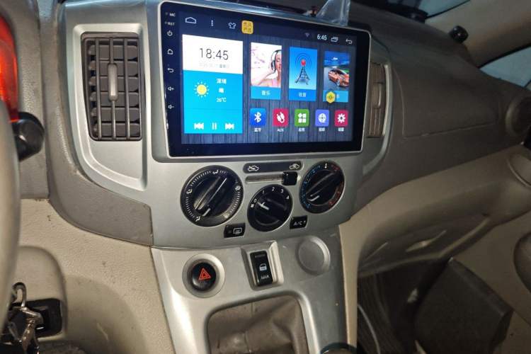 Used Nissan NV200 2014 1.6L Manual Luxury Model China IV Standard Audio And AC Panel