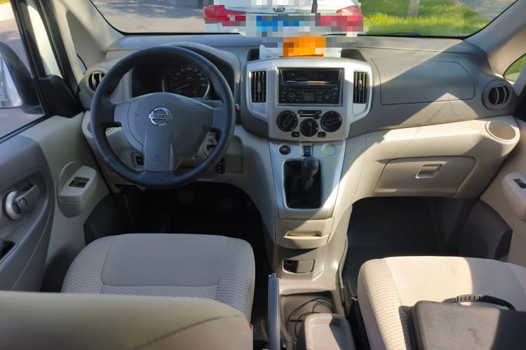 Used Nissan NV200 2014 1.6L Manual Luxury Model China IV Standard Center Console