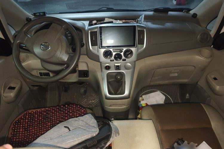 Used Nissan NV200 2014 1.6L Manual Luxury Model China IV Standard Center Console