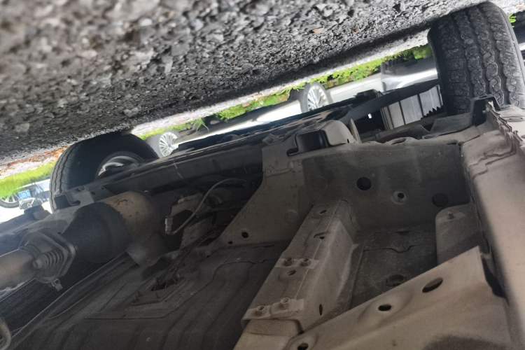 Used Nissan NV200 2014 1.6L Manual Luxury Model China IV Standard Chassis Front Left
