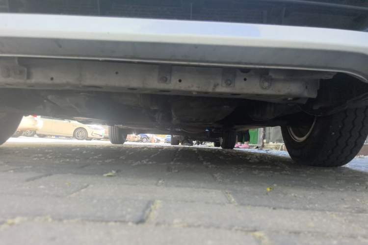 Used Nissan NV200 2014 1.6L CVT Luxury Model China V Standard Chassis Front