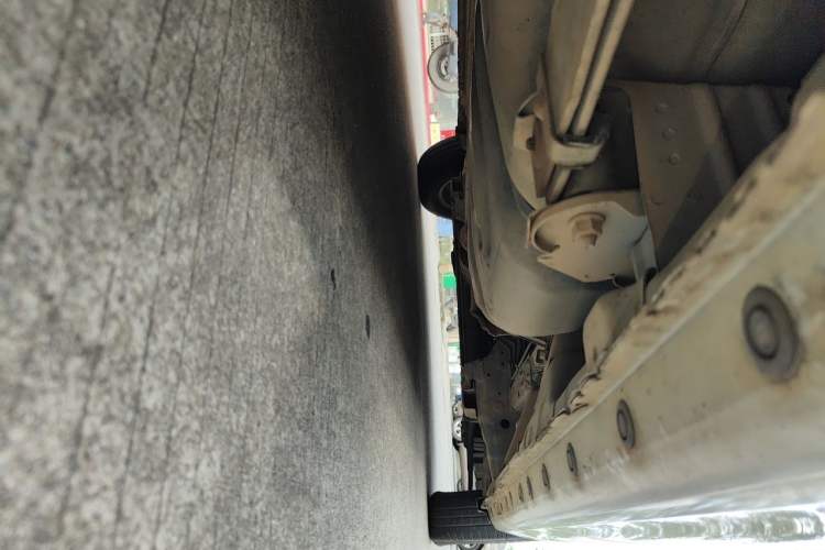 Used Nissan NV200 2014 1.6L Manual Zunya Model China IV Standard Chassis Rear Right