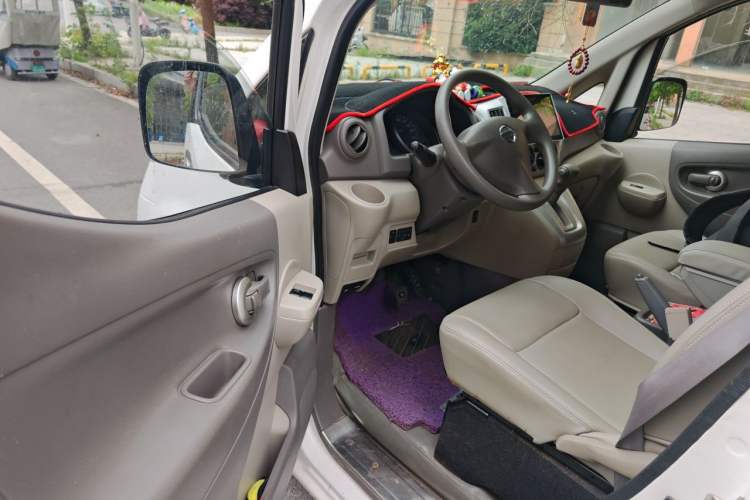 Used Nissan NV200 2014 1.6L CVT Zunya Model China IV Standard Driver Seat