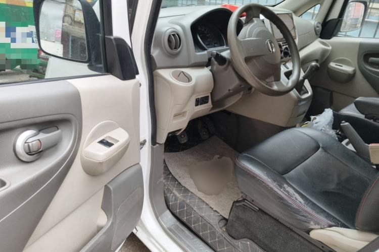 Used Nissan NV200 2014 1.6L Manual Luxury Model China IV Standard Driver Seat