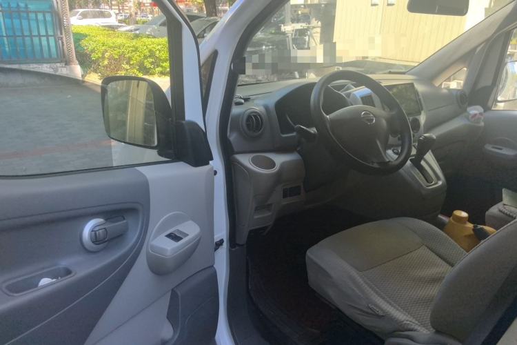 Used Nissan NV200 2014 1.6L CVT Luxury Model China V Standard Driver Seat