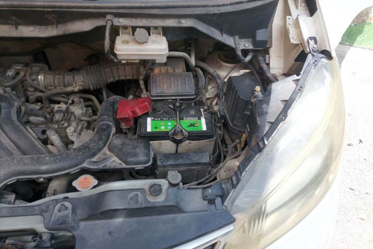 Used Nissan NV200 2014 1.6L Manual Luxury Model China V Standard Engine Bay Left