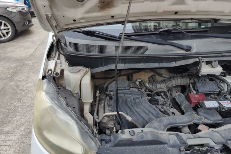 Used Nissan NV200 2014 1.6L Manual Zunya Model China IV Standard Engine Bay Right