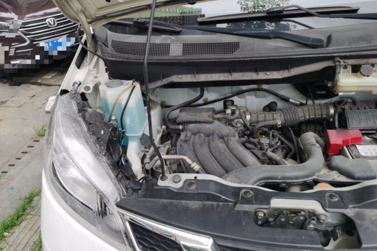Used Nissan NV200 2014 1.6L CVT Luxury Model China IV Standard Engine Bay Right