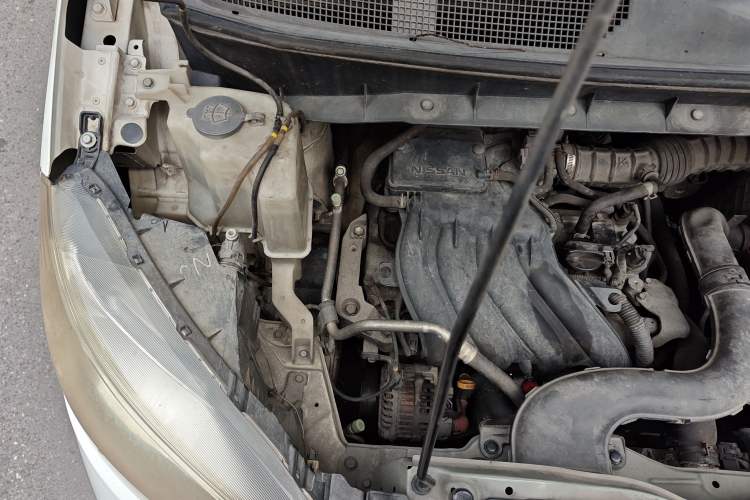 Used Nissan NV200 2014 1.6L Manual Luxury Model China V Standard Engine Bay Right