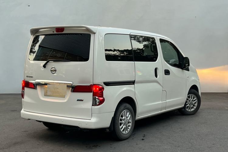 Used Nissan NV200 2014 1.6L CVT Luxury Model China IV Standard Exterior 5