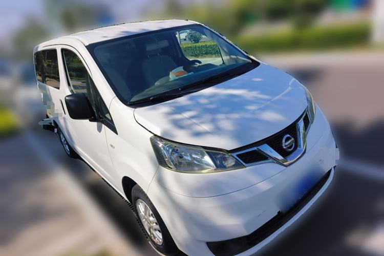Used Nissan NV200 2014 1.6L Manual Luxury Model China IV Standard Front Right 45 Deg