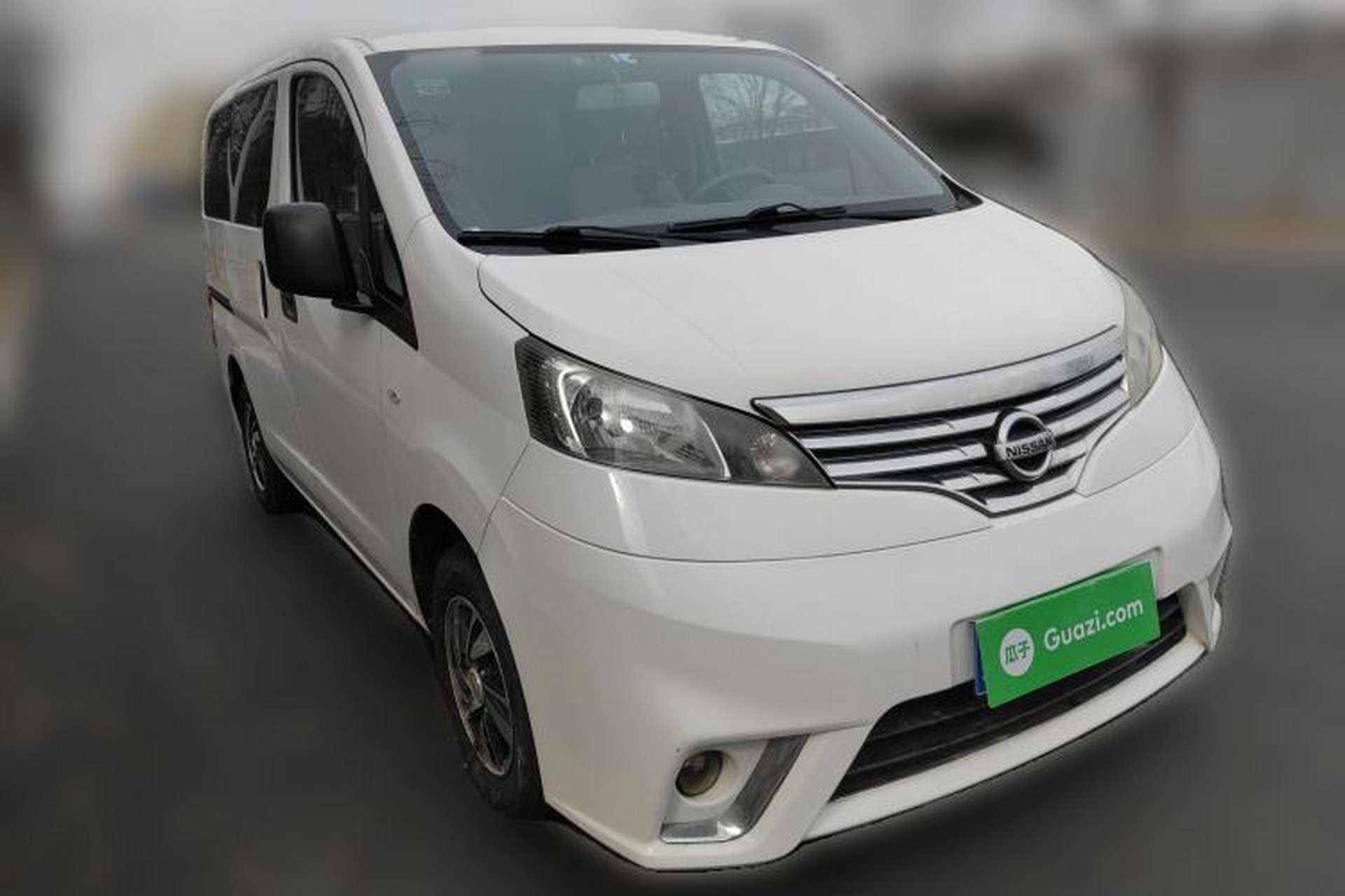Used Nissan NV200 2014 1.6L CVT Luxury Model China IV Standard Front Right 45 Deg