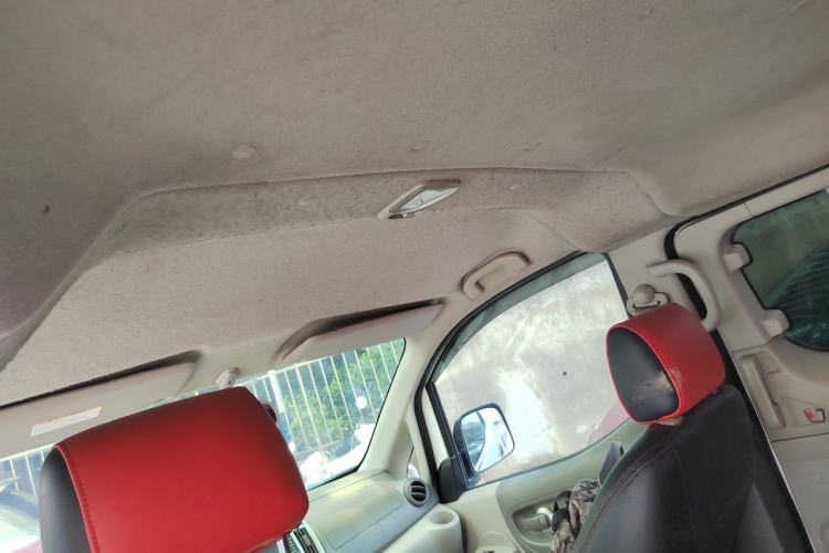 Used Nissan NV200 2014 1.6L CVT Luxury Model China IV Standard Headliner