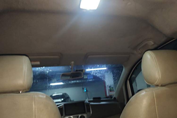 Used Nissan NV200 2014 1.6L Manual Luxury Model China IV Standard Headliner