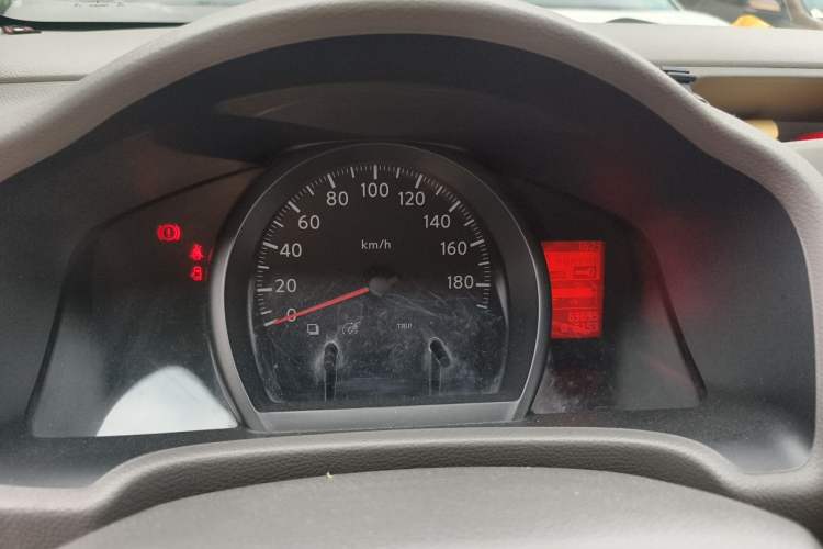 Used Nissan NV200 2014 1.6L Manual Luxury Model China IV Standard Instrument Cluster