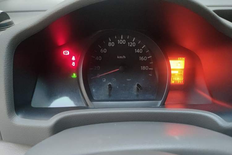 Used Nissan NV200 2014 1.6L CVT Luxury Model China IV Standard Instrument Cluster
