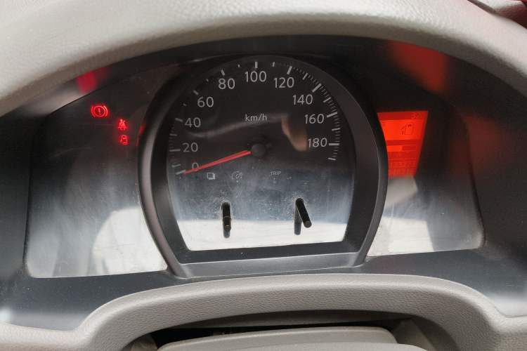 Used Nissan NV200 2014 1.6L Manual Luxury Model China IV Standard Instrument Cluster